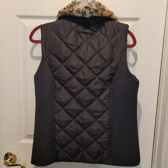 Quilted Vest with Detachable Leopard Faux Fur Collar Front Scandi Girl Small - Picture 2 of 8